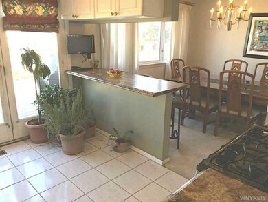 1307 Vanderbilt Ave, North Tonawanda, NY 14120 - photo 7