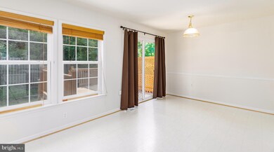 508 Hupps Hill Ct, Strasburg, VA 22657 - photo 4