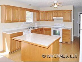 270 Ferguson Dr, Asheville, NC 28806 - photo 7