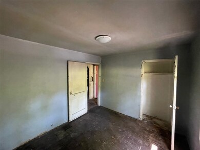 2908 Woodard St, Houston, TX 77026 - photo 2