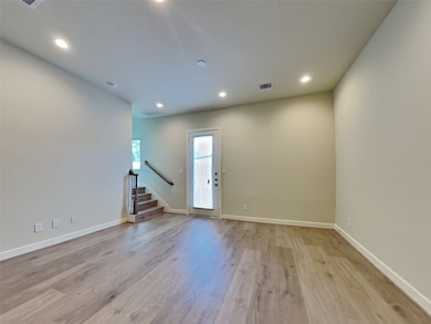 5706 Paul Quinn St, Houston, TX 77091 - photo 2