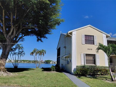 999 Hamilton Dr unit 999D, Homestead, FL 33034 - photo 4