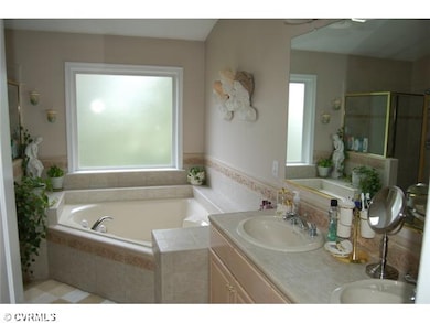Master Bath/Spa - Beautiful 2 person Jetted Spa in