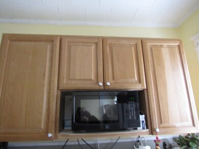 8 Woodford St unit 1, Worcester, MA 01604 - photo 6