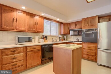 5127 Diehl Rd, Mohnton, PA 19540 - photo 4