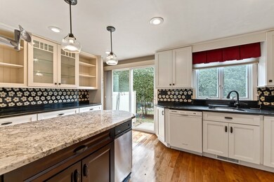 17b Mansion Woods Dr unit B, Agawam, MA 01001 - photo 7