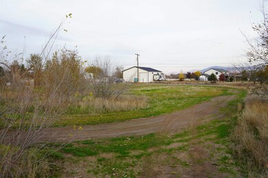 NKA W, Prosser, WA 99350 - photo 4