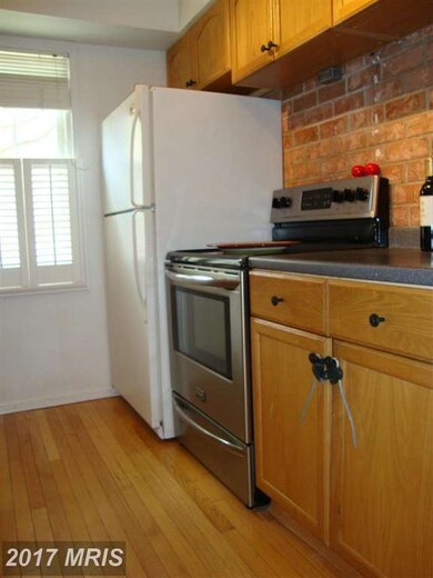 5827 Rexford Dr unit 712, Springfield, VA 22152 - photo 2