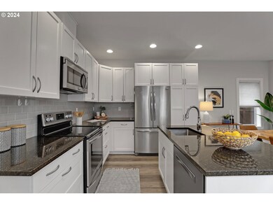 7612 N Mississippi Ave, Portland, OR 97217 - photo 3