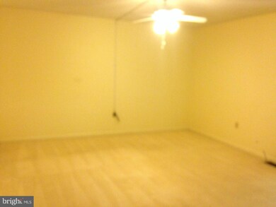 853 Comstock Dr, Shepherdstown, WV 25443 - photo 6