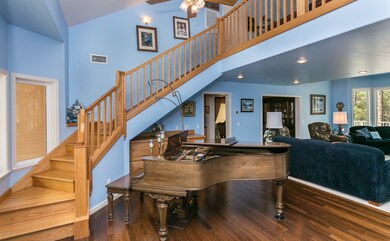 003_Foyer
