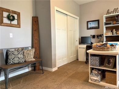 9367 Prairie Wind St SE, Yelm, WA 98597 - photo 2