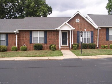 233 E Walker Ave, Asheboro, NC 27203 - photo 2