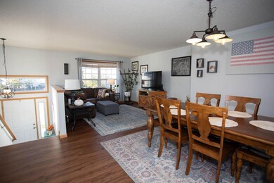 5102 Fairpoint Dr N, Hugo, MN 55038 - photo 5