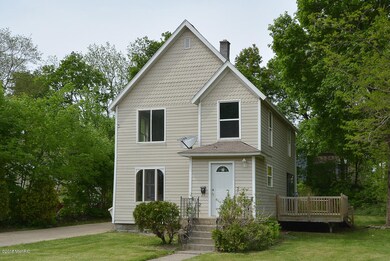 1404Forbes_02
