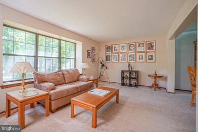 1109 Beechwood Dr, Atco, NJ 08004 - photo 3