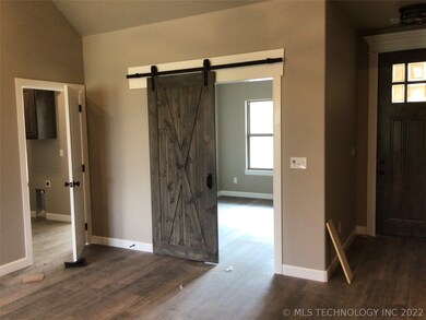 4243 W 4th St, Skiatook, OK 74070 - photo 2