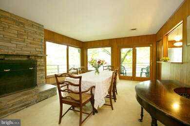 3516 Pinetree Terrace, Falls Church, VA 22041 - photo 4