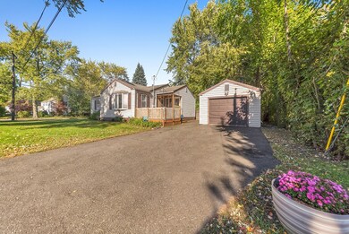 197 Dwight Rd, Springfield, MA 01108 - photo 2