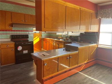 419 Clamtown Rd, New Ringgold, PA 17960 - photo 2