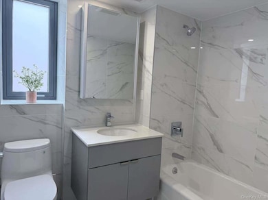 136-80 41st Ave unit 7D, Flushing, NY 11355 - photo 5