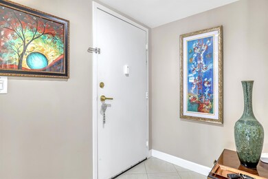 The Patrician unit 5010, Palm Beach, FL 33480 - photo 4