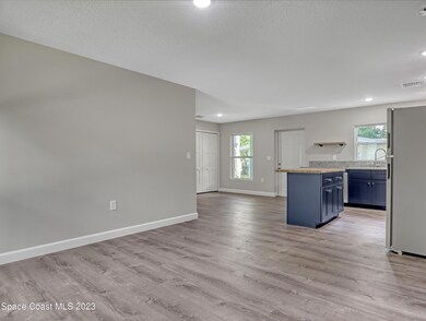 527 Lenore Ave, Titusville, FL 32796 - photo 4