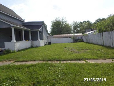 240 S Fisher St, Wabash, IN 46992 - photo 7