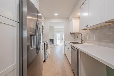 14445 Misty Meadow Ln unit L, Houston, TX 77079 - photo 7