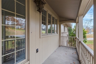 2610 Cedarvue Dr, Pittsburgh, PA 15241 - photo 4