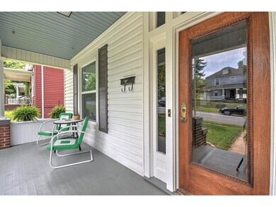 204 W Locust St, Johnson City, TN 37604 - photo 2