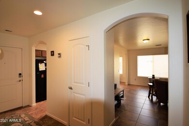 Entry/Hallway