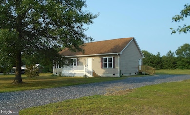6271 Solomons Cir, Hurlock, MD 21643 - photo 2