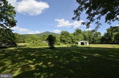 201 Ida Loop Rd, Luray, VA 22835 - photo 3