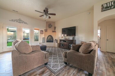 6708 Jemez Ave, Farmington, NM 87402 - photo 4