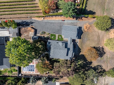 1916 Old Military Rd, Central Point, OR 97502 - photo 3