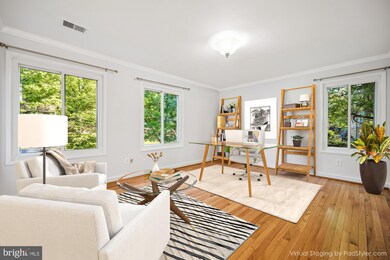 7916 Cypress Grove Ln, Cabin John, MD 20818 - photo 4