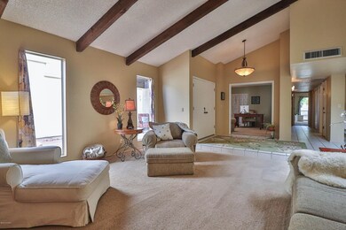 Living Rm