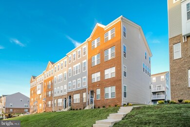 2821 Pinebrook Rd, Hyattsville, MD 20785 - photo 4