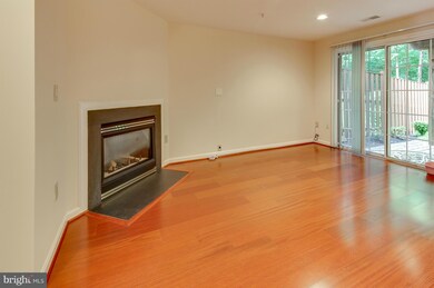 7312 Shady Glen Dr, Columbia, MD 21046 - photo 5