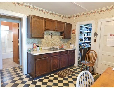 100 Abbe Ave unit 102, Springfield, MA 01107 - photo 3