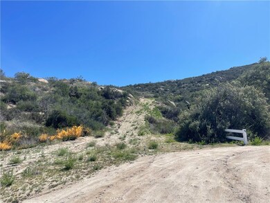 7 Martin Rd, Sage, CA 92544 - photo 2