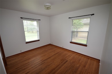 1010 W 31st St, Houston, TX 77018 - photo 5