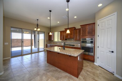 005_Kitchen