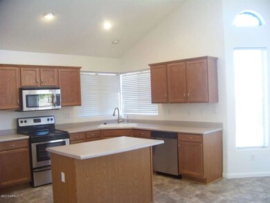 10852 E Dartmouth St, Mesa, AZ 85207 - photo 5