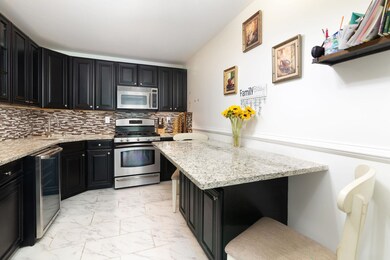 28 Dogwood St unit D, Jersey City, NJ 07305 - photo 3