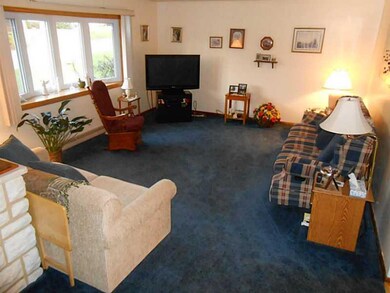 Living Room. Spacious Living Room