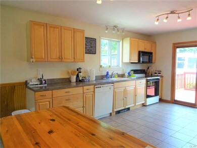 14 Ridge Ave, Pen Argyl, PA 18072 - photo 4