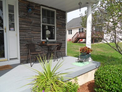 66 Fox Run Rd, Blackstone, MA 01504 - photo 4