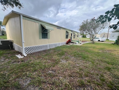 2005 Otter Ln, Melbourne, FL 32935 - photo 4